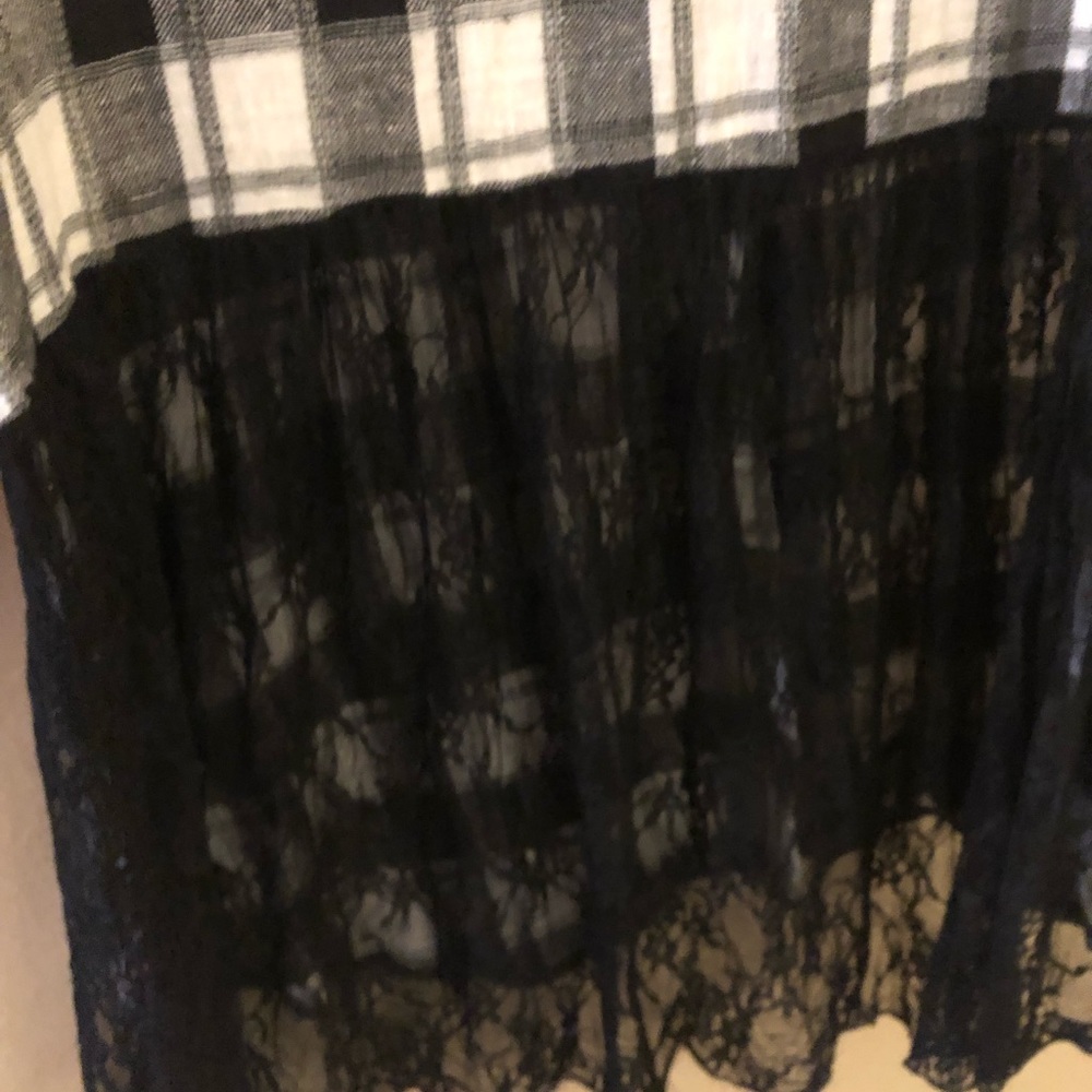 Black white Plaid flannel shirt w lace